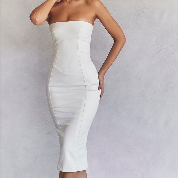 House of CB Dresses & Skirts - HOUSE OF CB Camilla Strapless Faux Leather Dress S